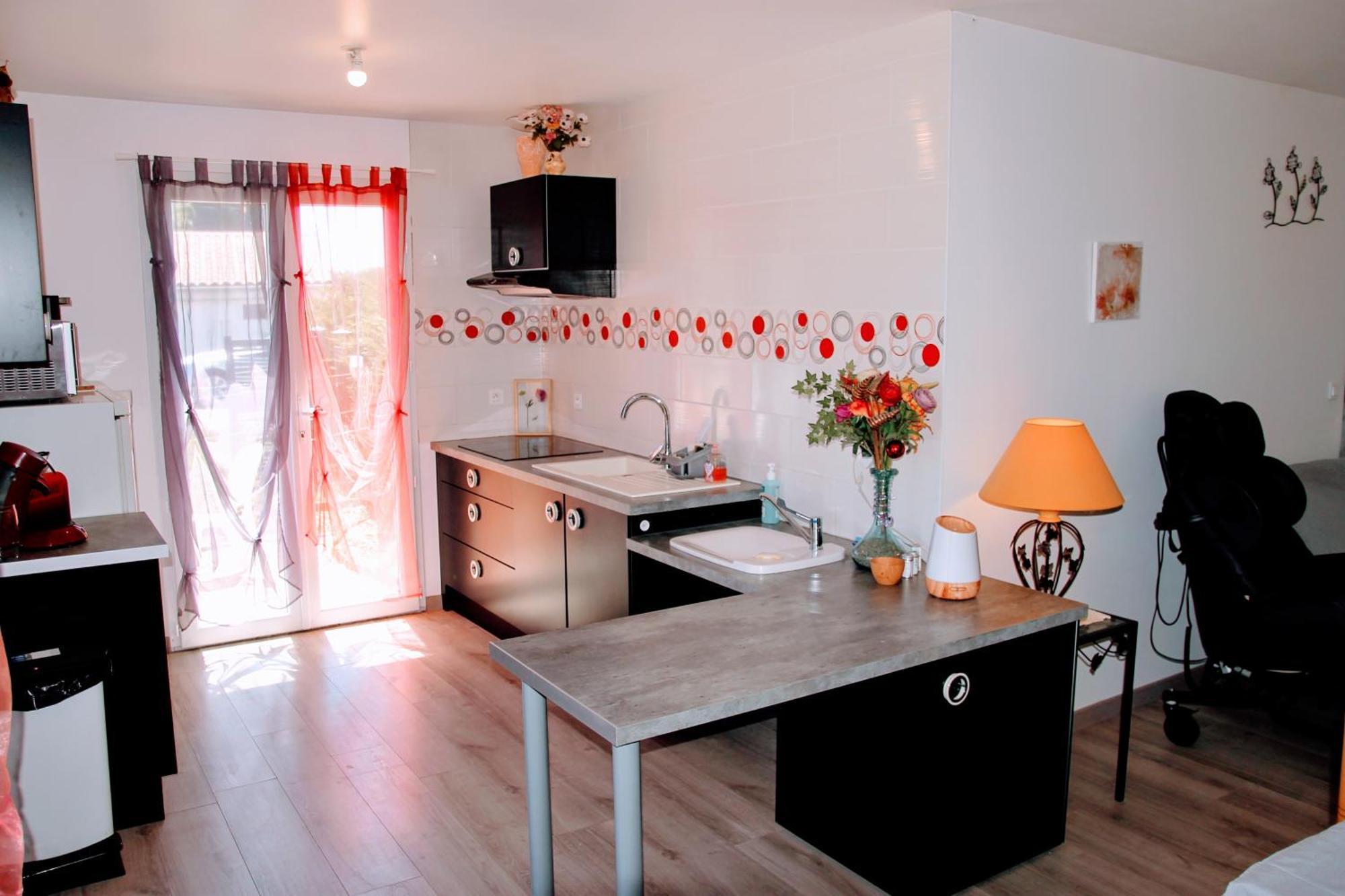 Apartment Climatise Pmr *